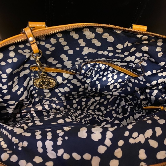 Purse - Picture 2 of 3